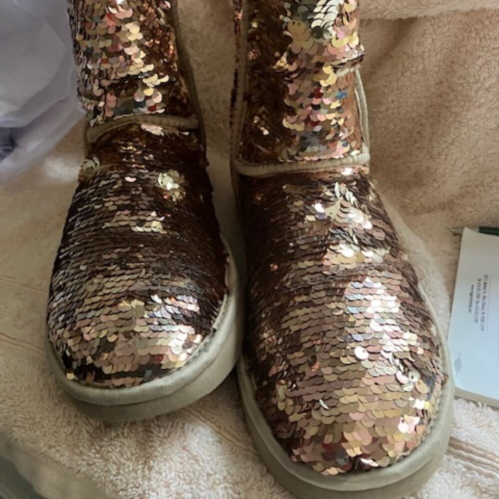 Ugg classic Sequins boots